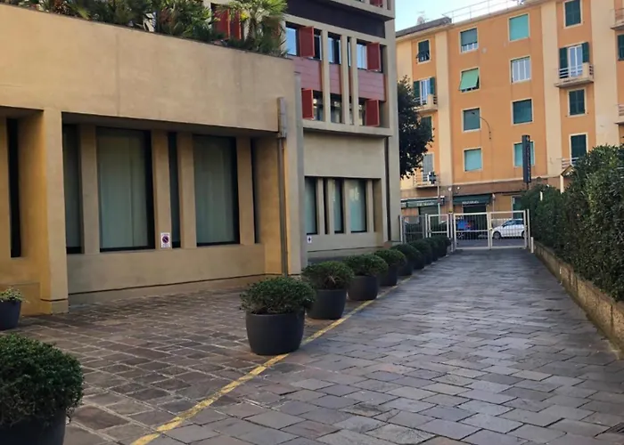 La Casa Dei Poppi Σέστρι Λεβάντε